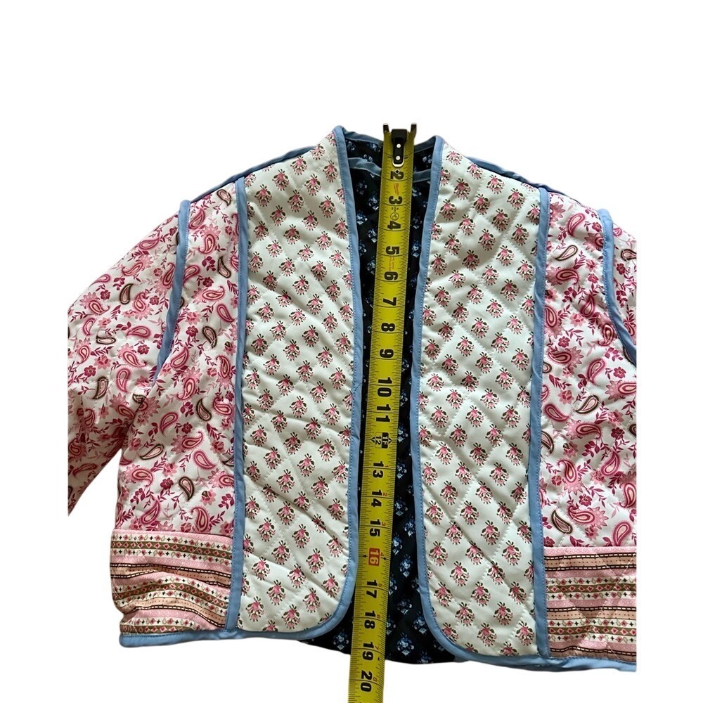 Stylish Women's Quilted Jacket - Picture 5 of 6